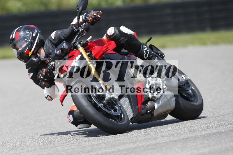 /27 12.06.2025 Ducati Schweiz Trackday Warmup  ADR/gelb-jeaune/ohne